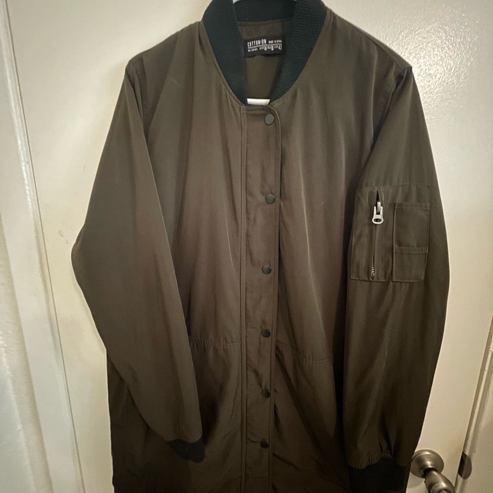 Cotton On long Army green flight jacket.